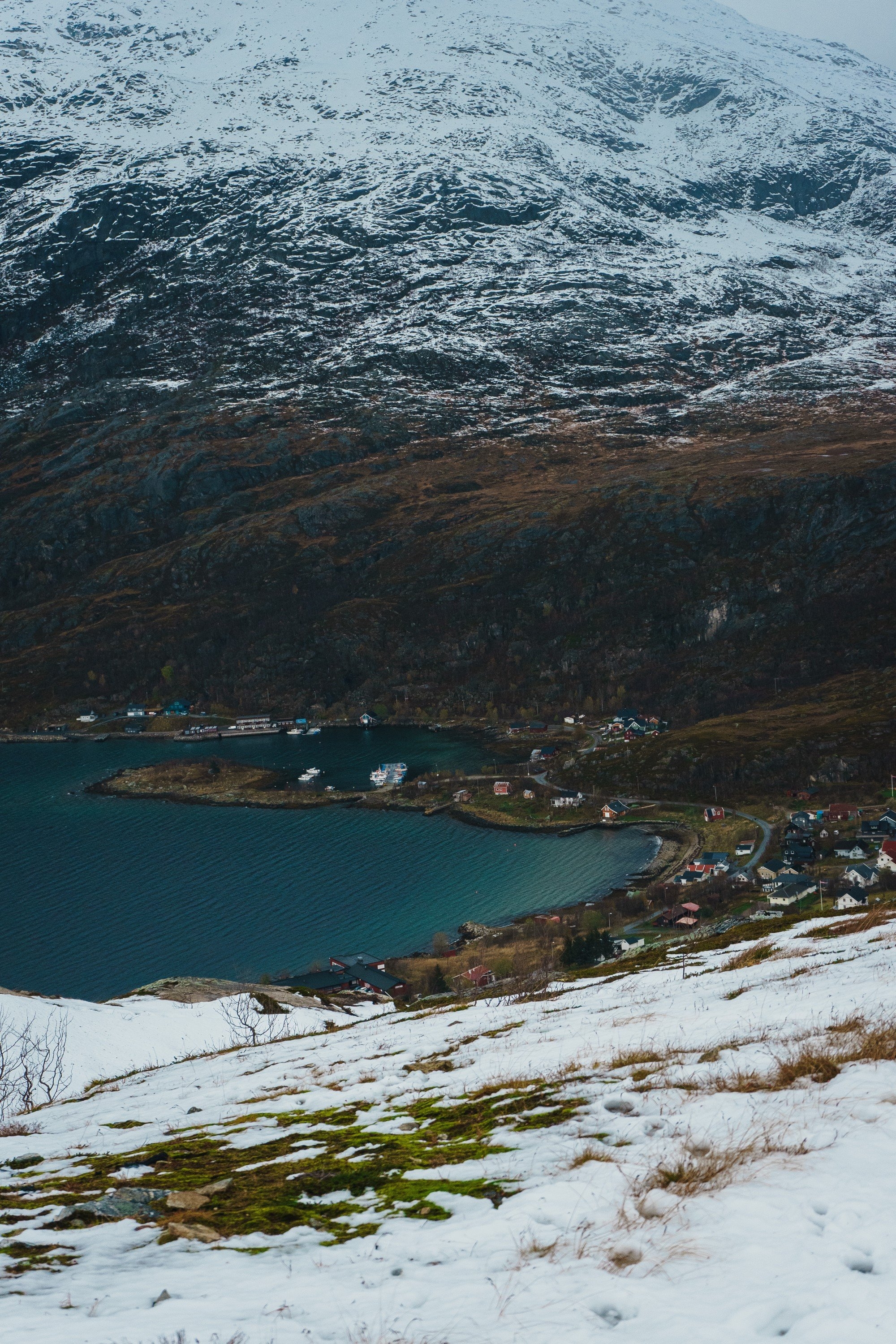 carousel-hero-element image-3