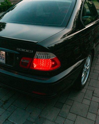 mobile - carousel-hero-element image-4