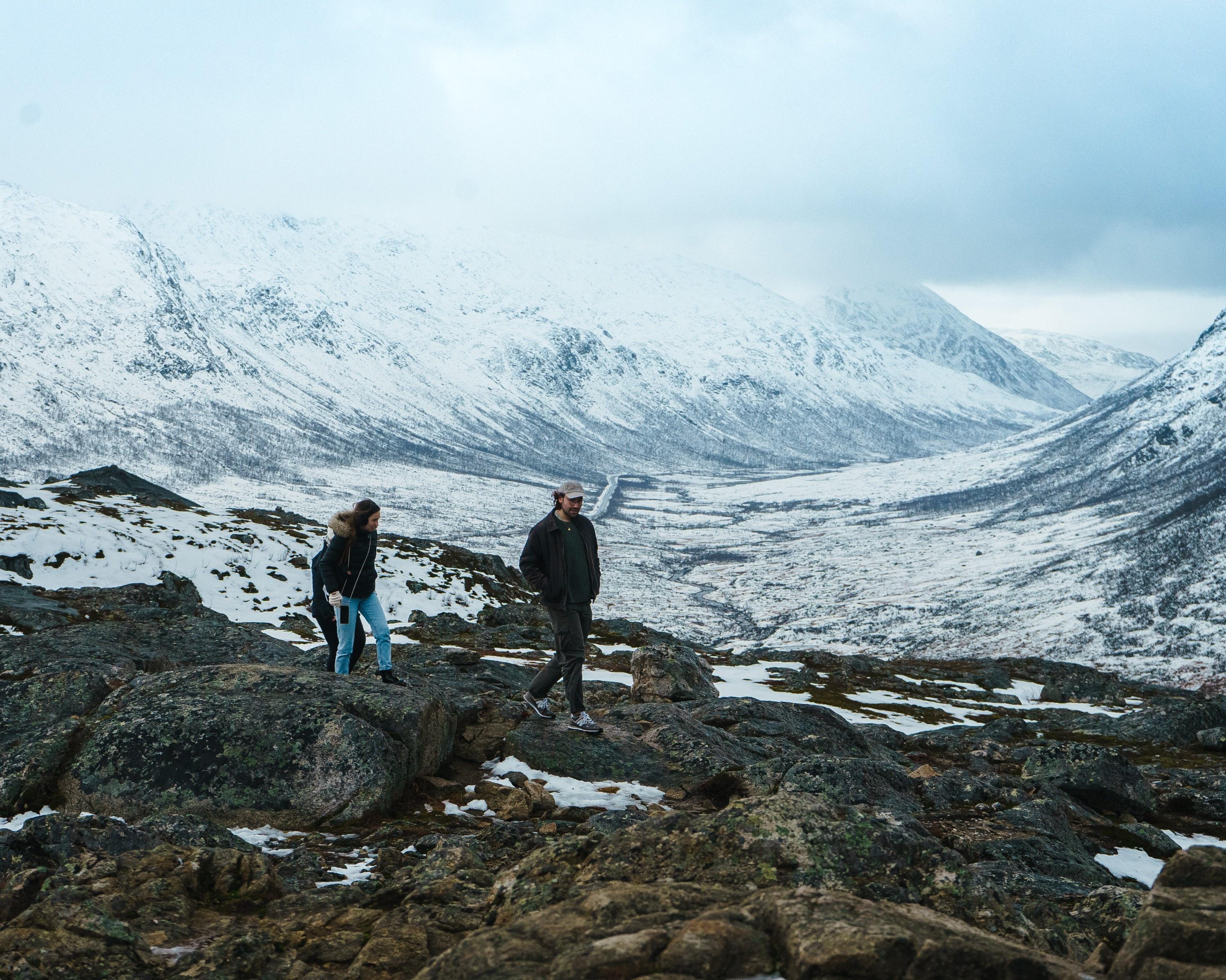 carousel-hero-element image-2