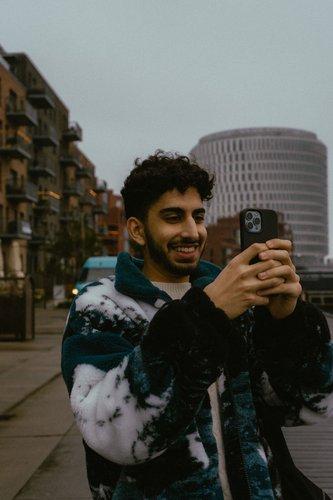 mobile - carousel-hero-element image-1