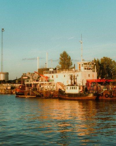 mobile - carousel-hero-element image-2