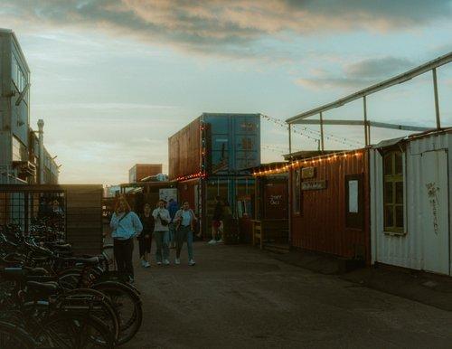 mobile - carousel-hero-element image-6